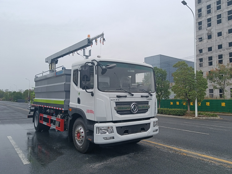 東風(fēng)D9免稅的鐵路抑塵車--12噸降塵灑水車_大同煤場抑塵灑水車_運(yùn)煤抑塵劑固化劑噴灑