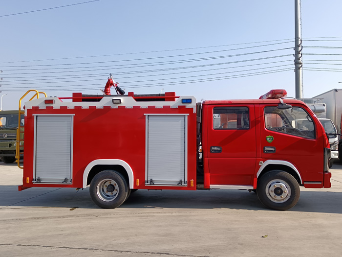 5噸消防灑水車多少錢_消防中隊(duì)消防車_2.5-5噸泡沫消防車現(xiàn)車報(bào)價(jià)