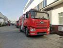 J6雙排8噸泡沫消防車上戶無(wú)憂-現(xiàn)車